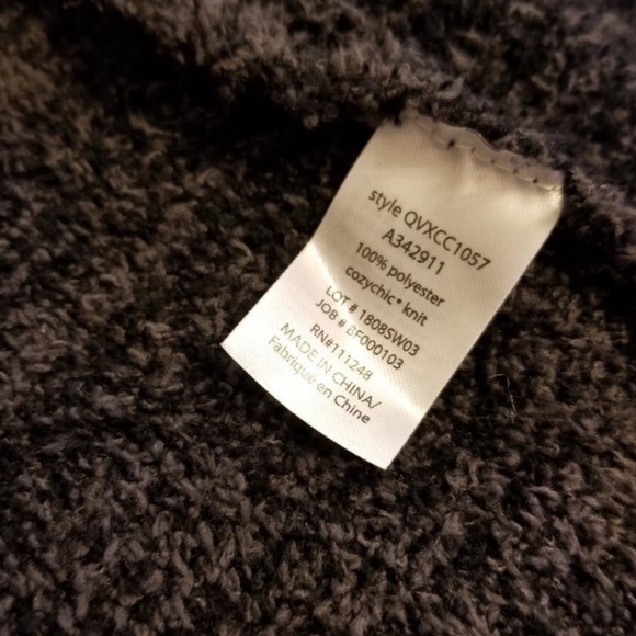 Barefoot Dreams super soft Cozychic Cali Cardigan in carbon black w2. - Picture 13 of 13